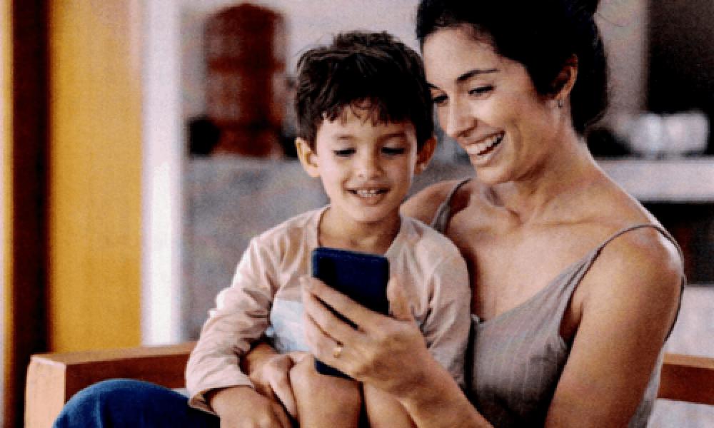 Les écrans, parlons-en autrement ! Les écrans, parlons-en autrement !