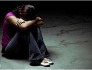  	Santé mentale des jeunes : répondre à l'urgence